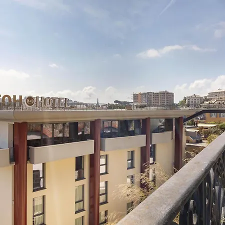 Center Hotel Génova