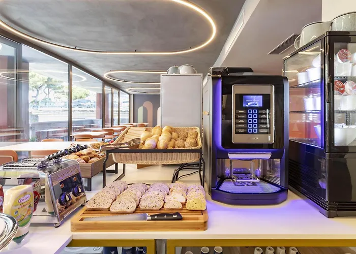 Hotel Center Génova