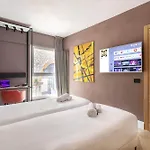 Center Hotel 3*