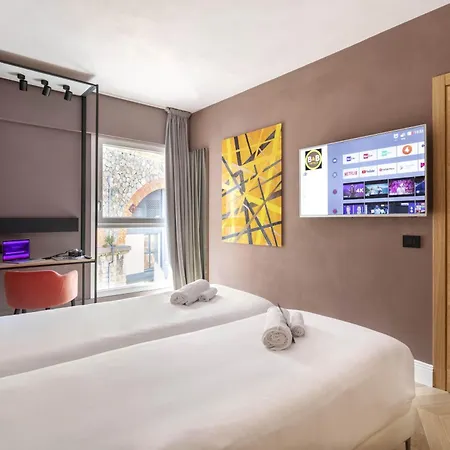 Center Hotel 3*